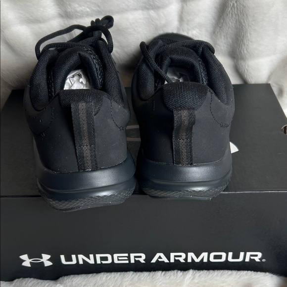 Under Armour UA Charged Assert 10 Black Athletic Shoes - Picture 6 of 6